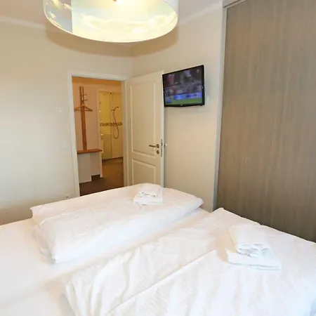 Anni Whg 01 Mit Terrasse Apartment Goehren (Ruegen)